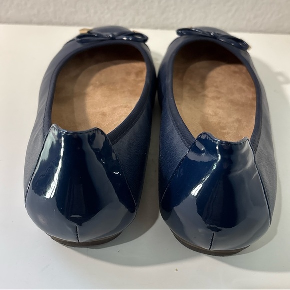 Vionic Orthaheel Minna Navy Leather Patent Cap Toe Ballet Flats Size 9 - Picture 5 of 7